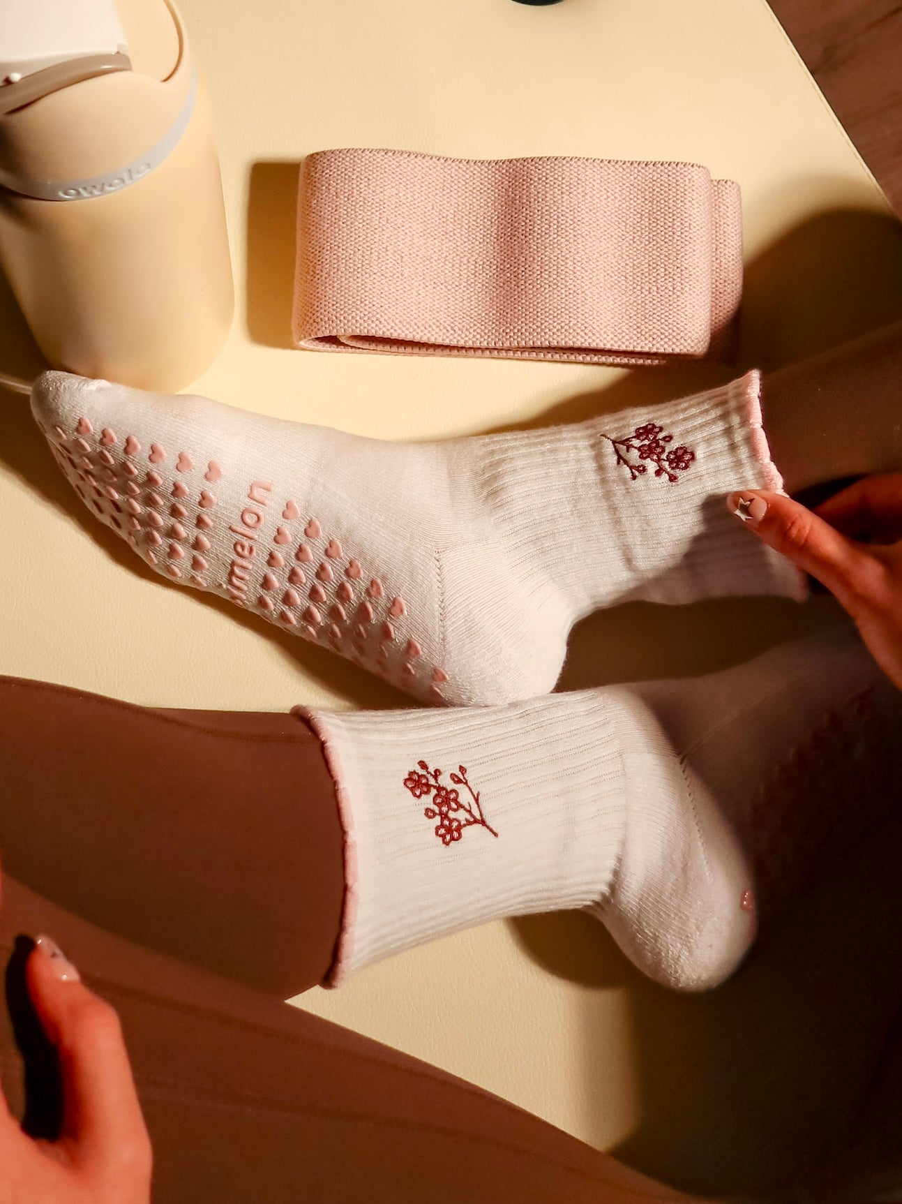 Cherry Blossom Grip Sock (1 Pair)